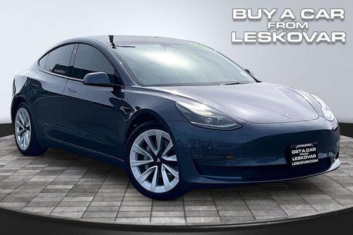 Midnight Silver Metallic 2022 Tesla Model 3 Long Range