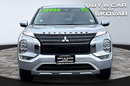 2022 Mitsubishi Outlander SE