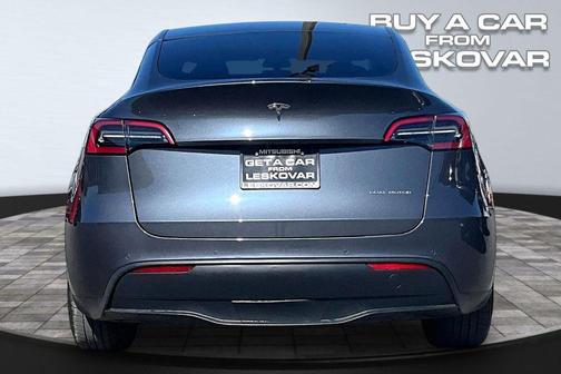 Midnight Silver Metallic 2022 Tesla Model Y Long Range Dual Motor All-Wheel Drive