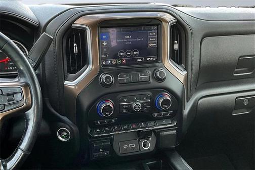 2019 Chevrolet Silverado 1500 High Country
