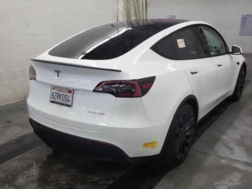 2022 Tesla Model Y Performance Dual Motor All-Wheel Drive