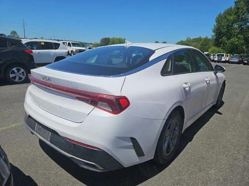Glacial White Pearl 2023 Kia K5 LXS