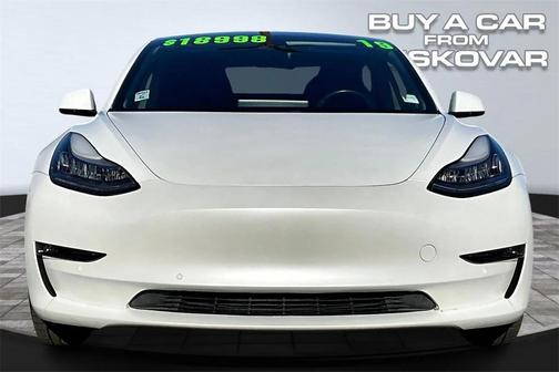 2019 Tesla Model 3 Performance