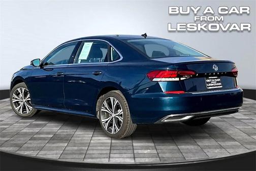 2022 Volkswagen Passat 2.0T SE