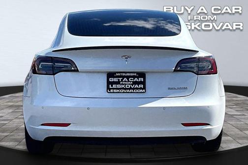 Pearl White Multi-Coat 2018 Tesla Model 3 Performance