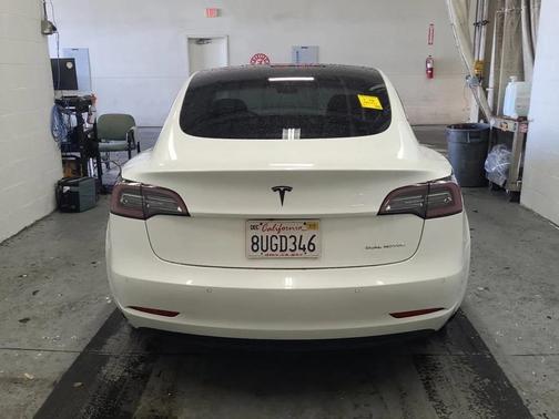 2021 Tesla Model 3 Long Range