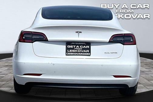 Pearl White Multi-Coat 2019 Tesla Model 3 Long Range