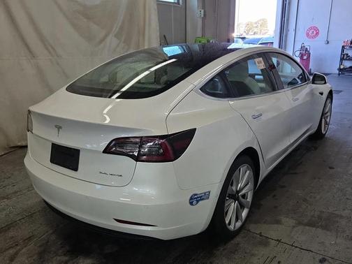 2020 Tesla Model 3 Long Range