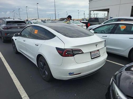 Pearl White Multi-Coat 2021 Tesla Model 3 Long Range