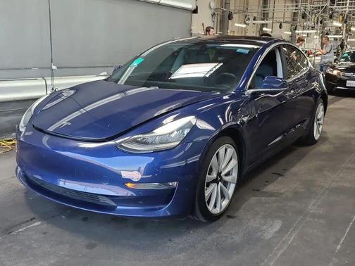 Deep Blue Metallic 2018 Tesla Model 3 Long Range