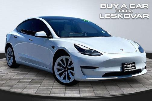 Pearl White Multi-Coat 2022 Tesla Model 3 Long Range