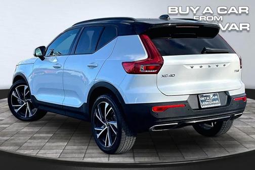 2019 Volvo XC40 T5 R-Design