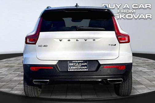 2019 Volvo XC40 T5 R-Design