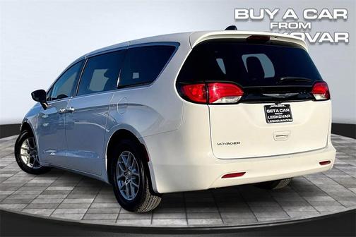 2024 Chrysler Voyager LX