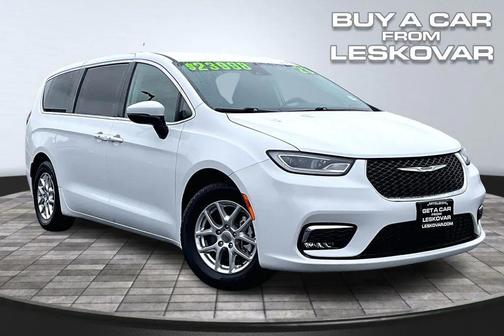 2023 Chrysler Pacifica Touring L