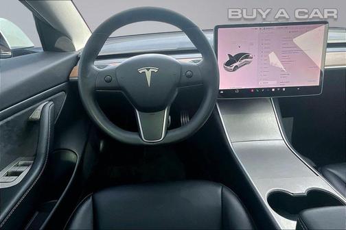 Pearl White Multi-Coat 2020 Tesla Model 3 Performance