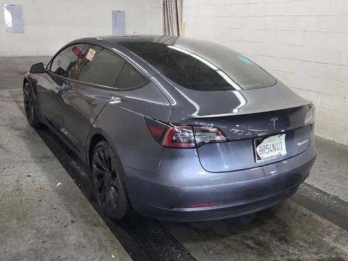Midnight Silver Metallic 2021 Tesla Model 3 Performance
