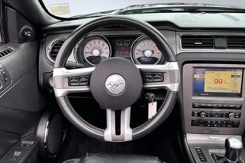 2010 Ford Mustang GT Premium