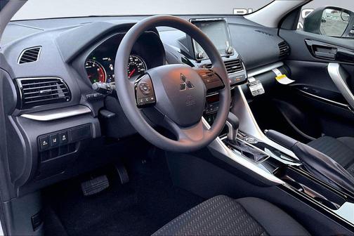 2026 Mitsubishi Eclipse Cross LE