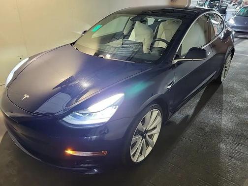 2018 Tesla Model 3 Performance