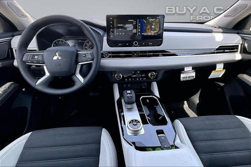 Red Diamond 2026 Mitsubishi Outlander SE S-AWC
