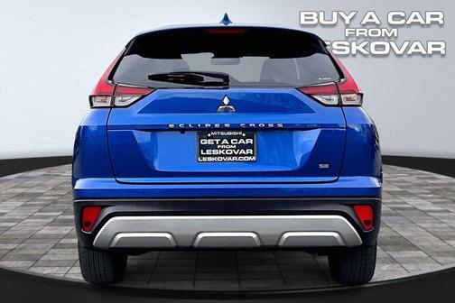 Lightning Blue Metallic 2025 Mitsubishi Eclipse Cross SE