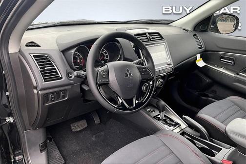 2025 Mitsubishi Outlander Sport SE