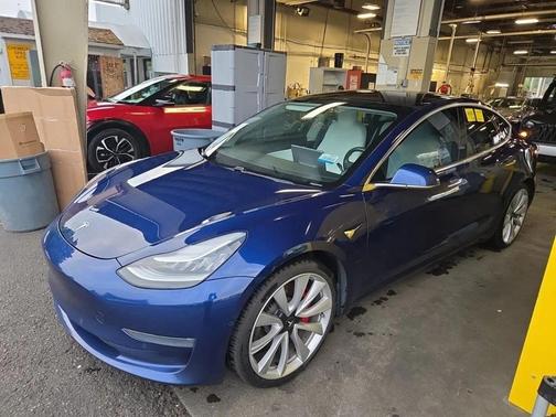 2019 Tesla Model 3 Performance