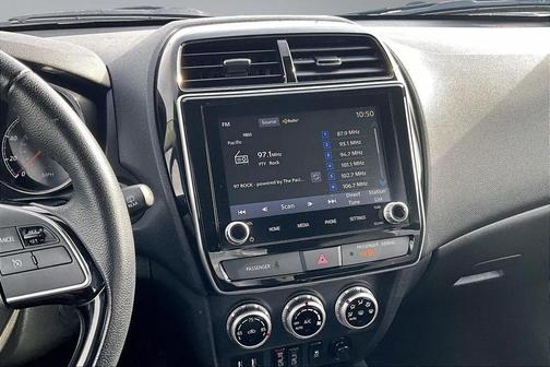 2024 Mitsubishi Outlander Sport SE