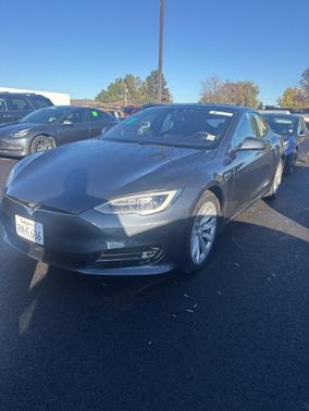 2016 Tesla Model S 75D
