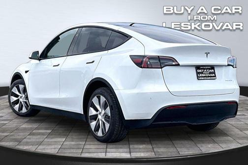 Pearl White Multi-Coat 2023 Tesla Model Y Long Range Dual Motor All-Wheel Drive