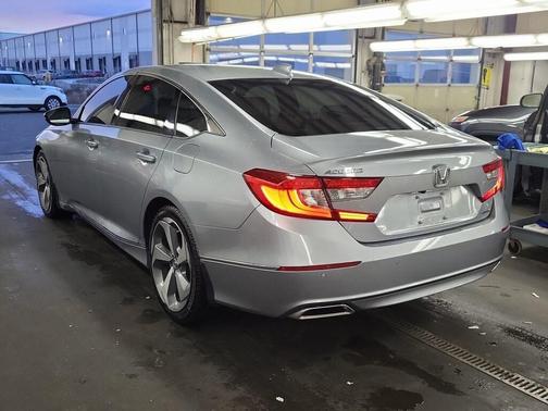 2020 Honda Accord Touring 2.0T