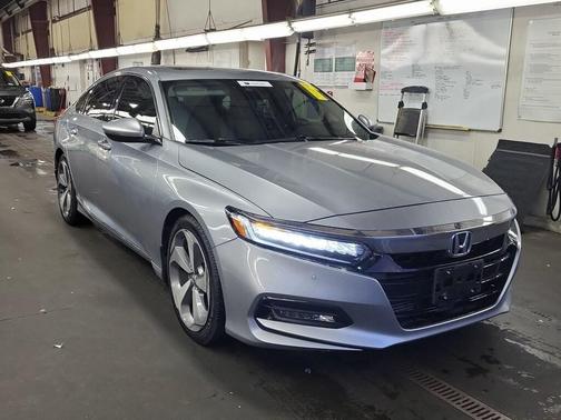 2020 Honda Accord Touring 2.0T