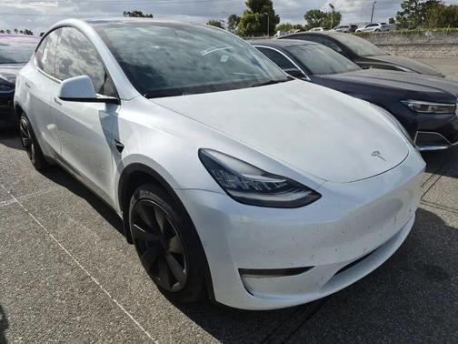 Pearl White Multi-Coat 2021 Tesla Model Y Long Range Dual Motor All-Wheel Drive