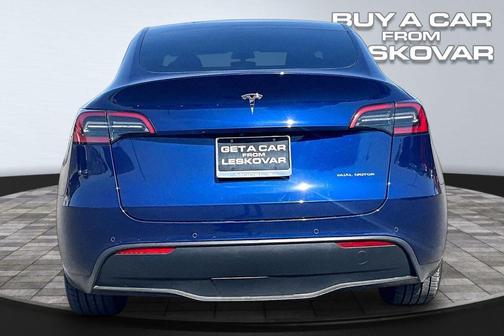 Deep Blue Metallic 2022 Tesla Model Y Long Range Dual Motor All-Wheel Drive