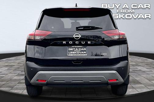 Super Black 2023 Nissan Rogue S