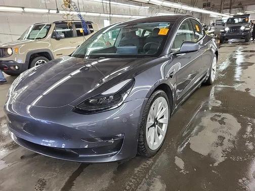 Midnight Silver Metallic 2021 Tesla Model 3 Long Range