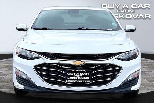 Summit White 2023 Chevrolet Malibu FWD 1LT