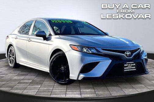 2020 Toyota Camry SE