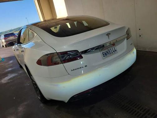2018 Tesla Model S 75D