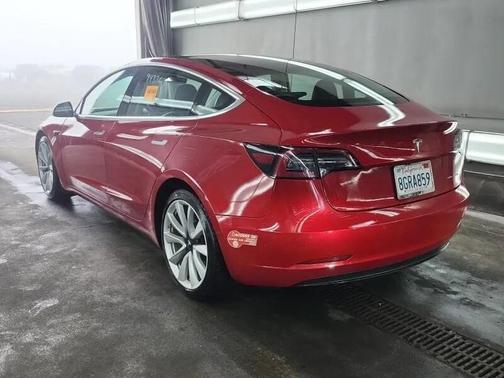 2018 Tesla Model 3 Long Range