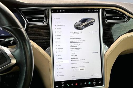 2016 Tesla Model S 90D
