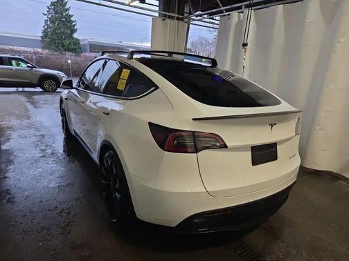 2025 Tesla Model Y Performance Dual Motor All-Wheel Drive