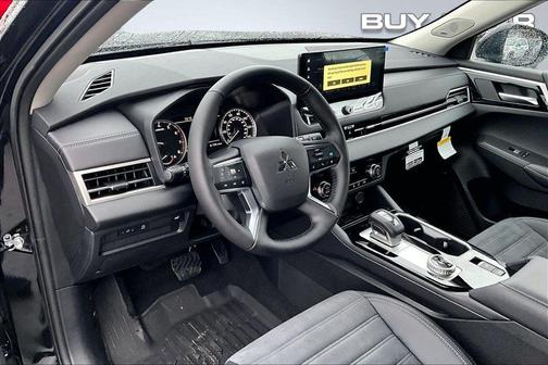 Graphite Gray 2026 Mitsubishi Outlander SE 1.5T S-AWC