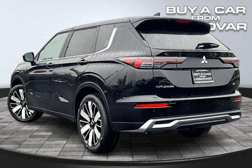 Graphite Gray 2026 Mitsubishi Outlander SE 1.5T S-AWC