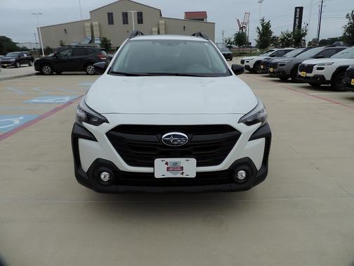 Crystal White Pearl 2023 Subaru Outback Onyx Edition XT