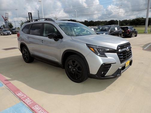 Ice Silver Metallic 2025 Subaru Ascent Onyx Edition Limited 7-Passenger