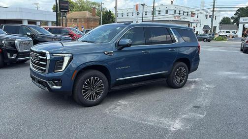 2025 GMC Yukon Elevation