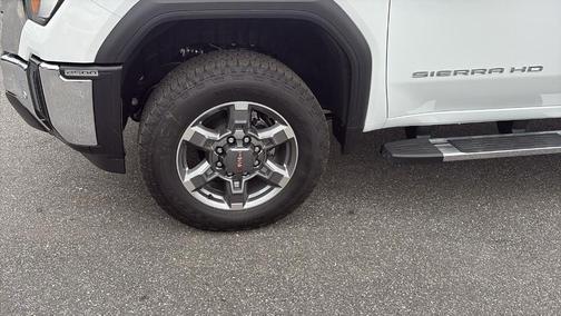 2025 GMC Sierra 2500 SLT