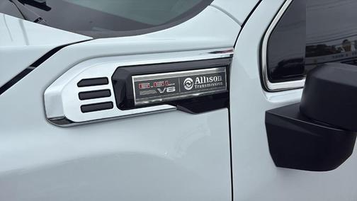2025 GMC Sierra 2500 SLT
